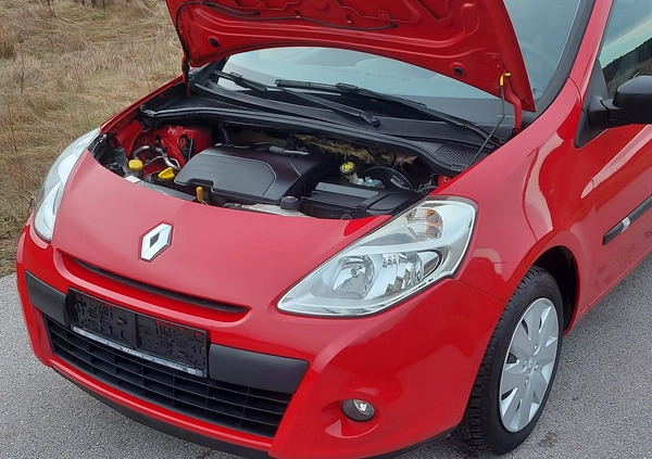 Renault Clio cena 14900 przebieg: 159431, rok produkcji 2009 z Bełchatów małe 781